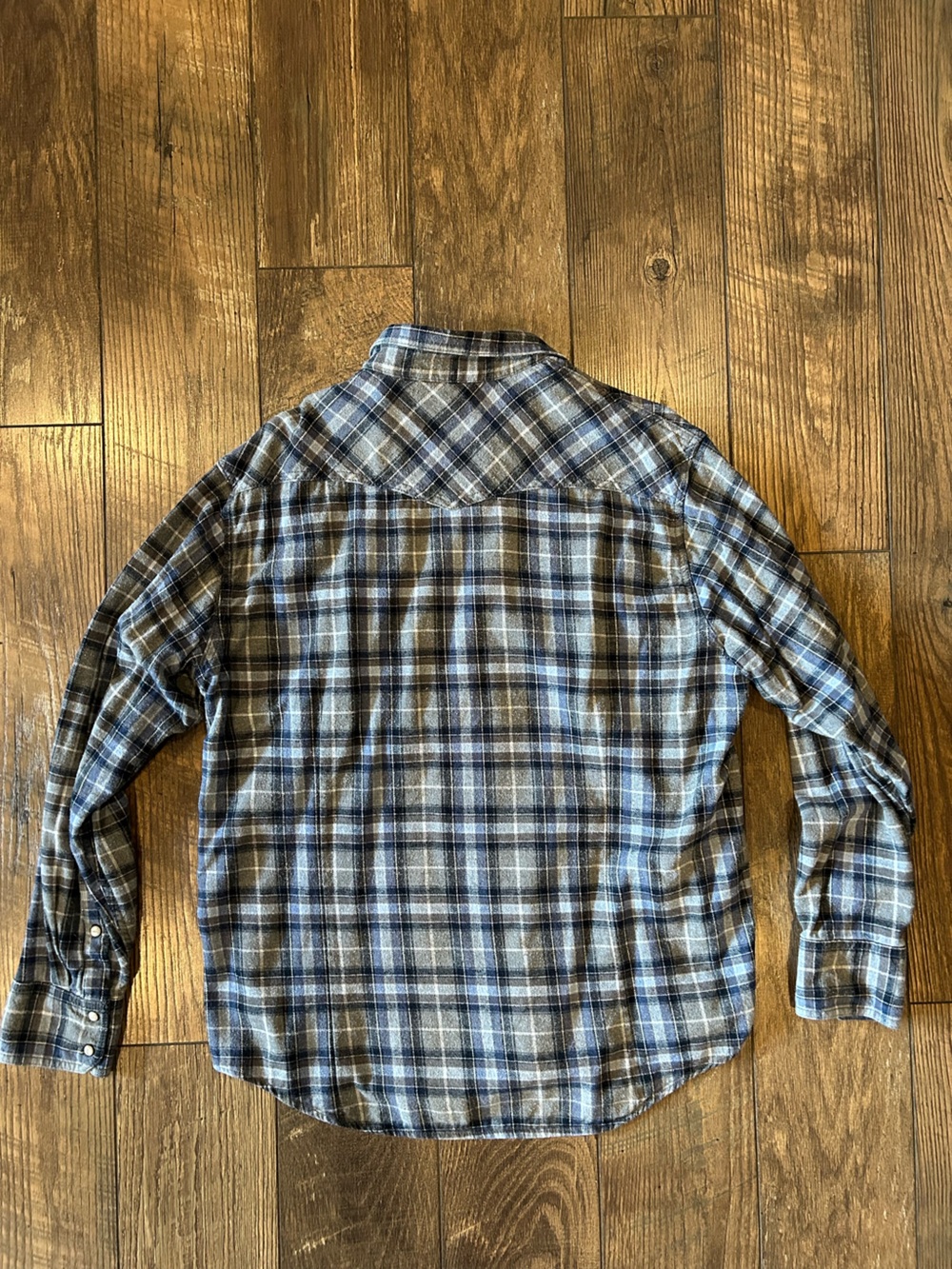 Men's Blue and Gray Plaid Button-up Shirt - Picture 2 of 4